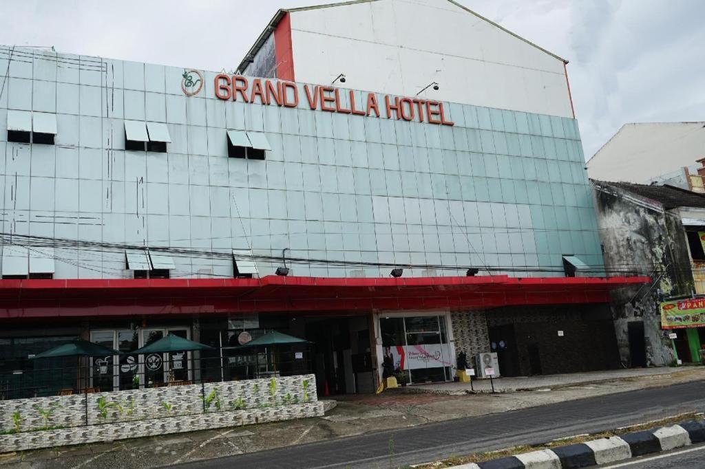 Grand Vella Hotel Pangkal Pinang Εξωτερικό φωτογραφία