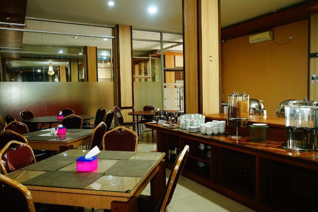 Grand Vella Hotel Pangkal Pinang Εξωτερικό φωτογραφία
